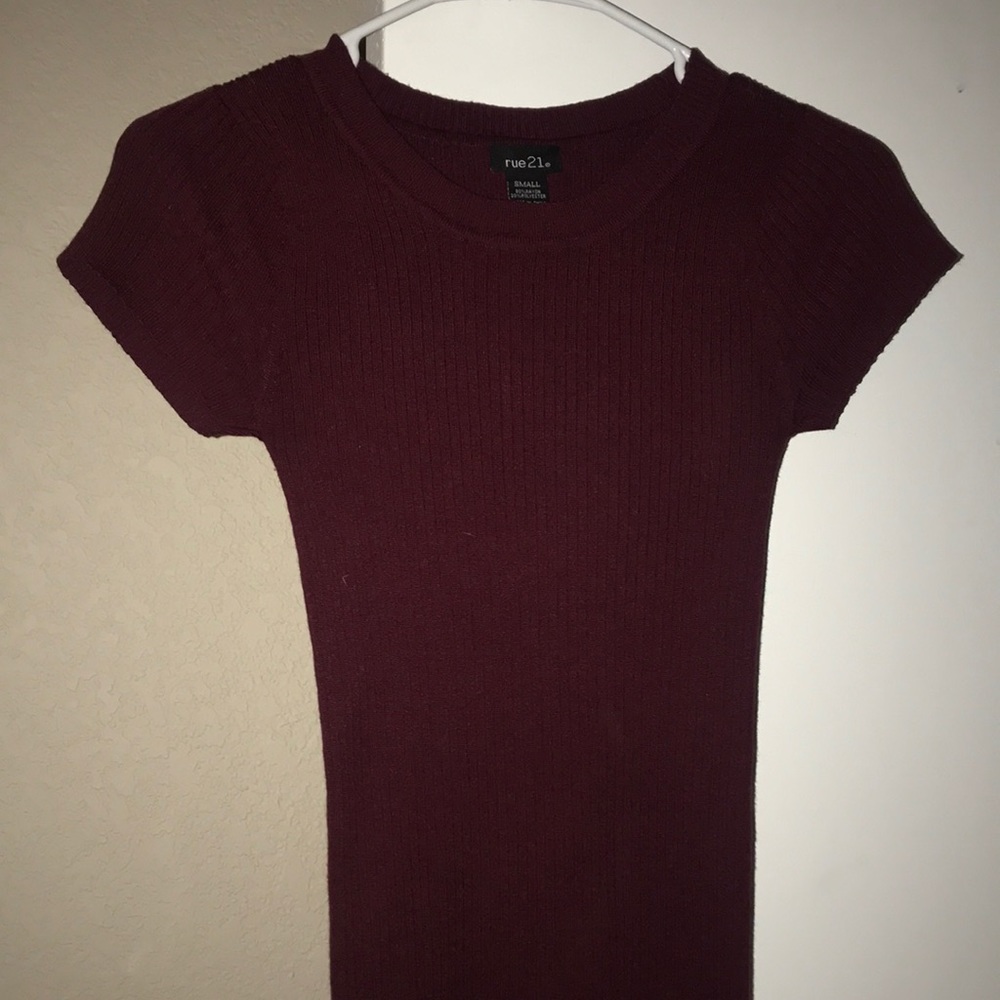 Maroon tee